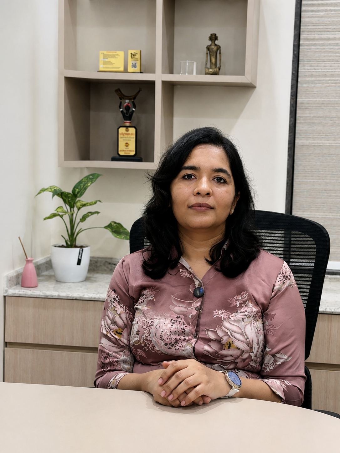 Dr. Khushbu Partani in her consultation office