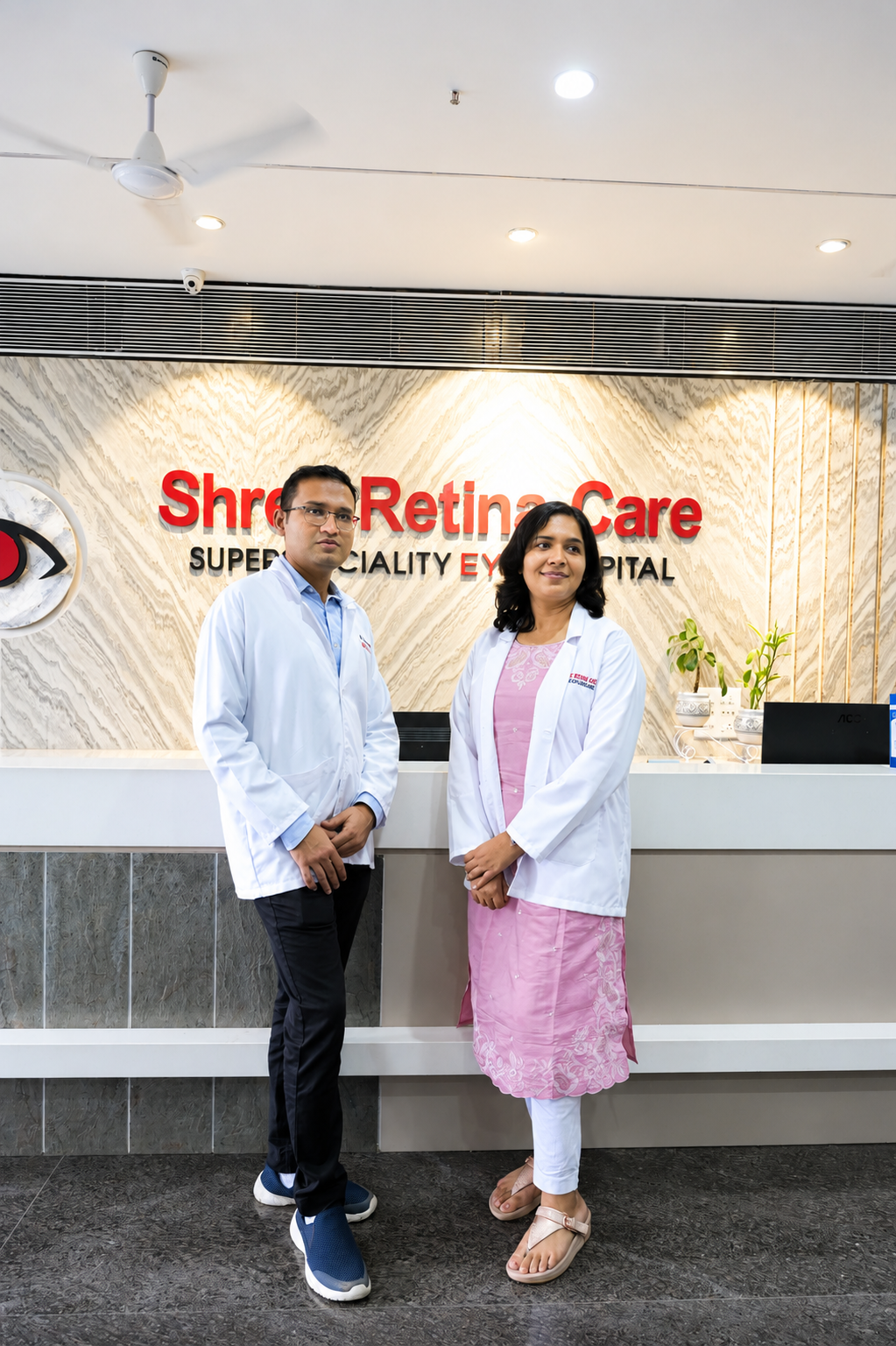 Shree Retina Eye Hospital reception team